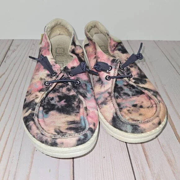 CLEARANCE • Hey Dude • Moccasin • Youth Size 3 or Ladies Size 4 - Picture 1 of 12